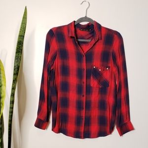 SOLD -- Zara Button Up